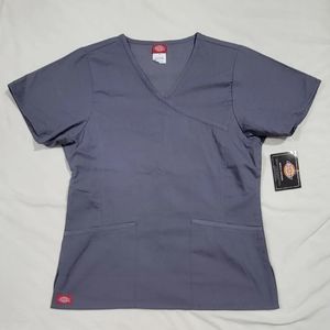 Dickies Workwear Woman's Gray Scrub Top Size Small New